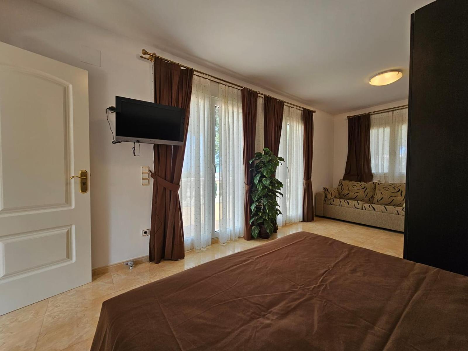 Comas Holiday home *